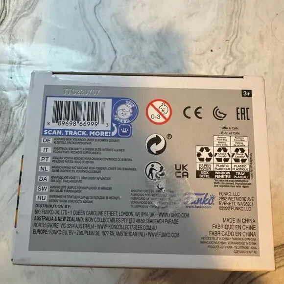 Geoffrey with Macys sweater Funko Pop 165 - Picture 5 of 8